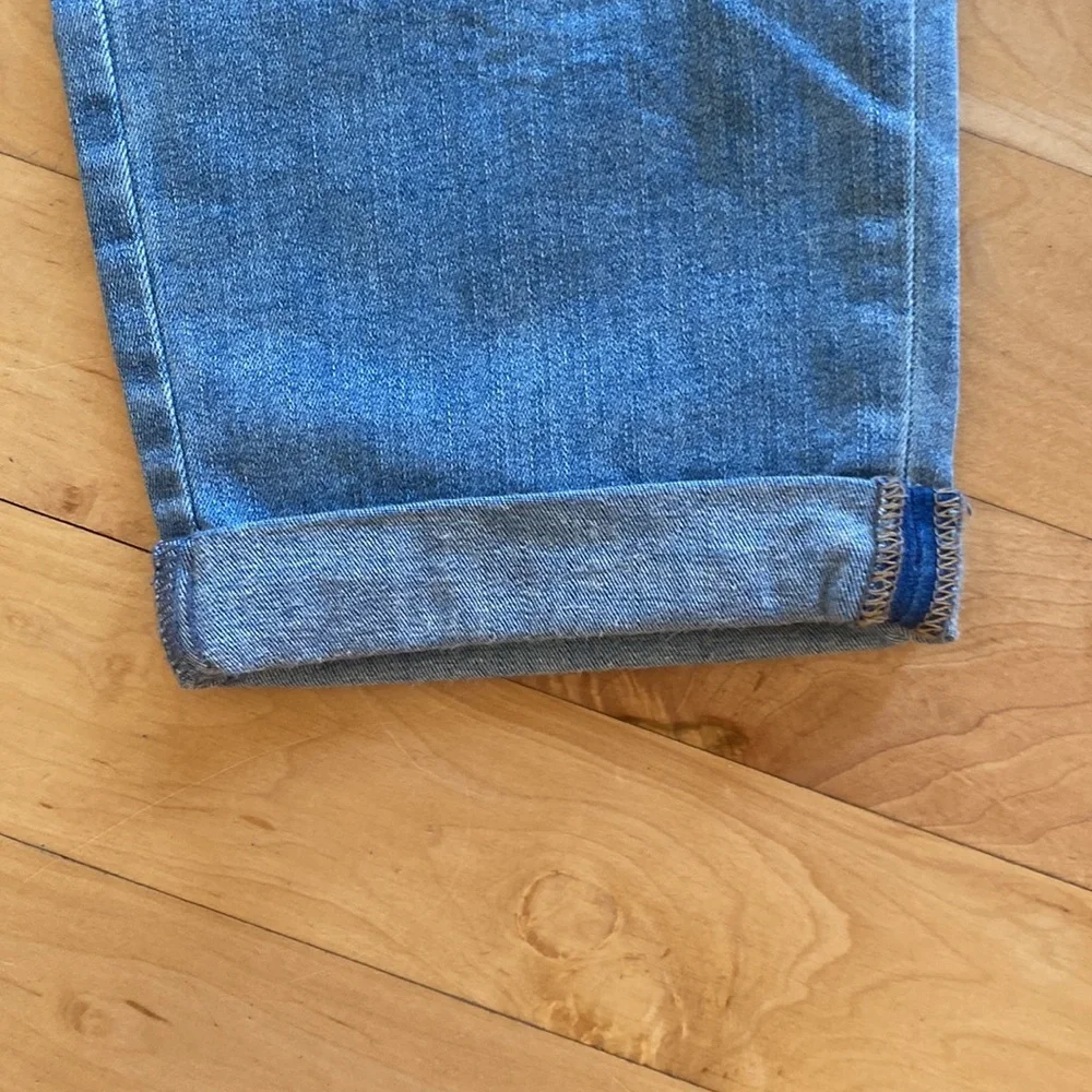 NYDJ Jewell Embellished Boyfriend Cropped Jeans, Size‎ 8 - EUC